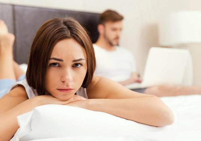 1 - Istri bisa jadi bosan kalau suami terlalu sibuk bekerja (Foto: Ist)