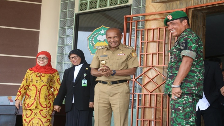 Penggemar Piala Dunia 2018 Menggila, Wali Kota Benhur: Jangan Lupa Bendera Merah Putih!