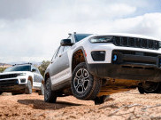 Jeep Kembangkan AI untuk Fitur Swakemudi Off Road