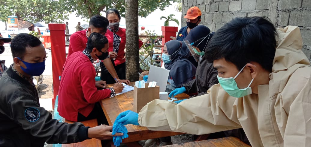 78 Wisatawan Reaktif Rapid Test Dalam Operasi Gabungan