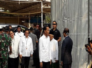   Berbusana Putih, Jokowi-Ma'ruf Hadiri Penetepan Presiden-Wapres Terpilih di KPU