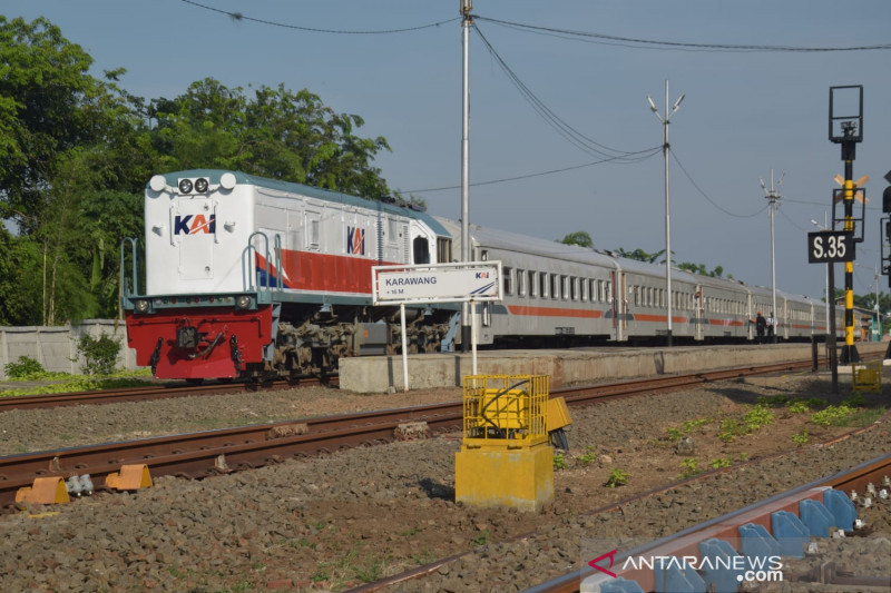 KAI Daop 1 Operasikan Tiga Kereta Lokal, Ini Syarat Calon Penumpang