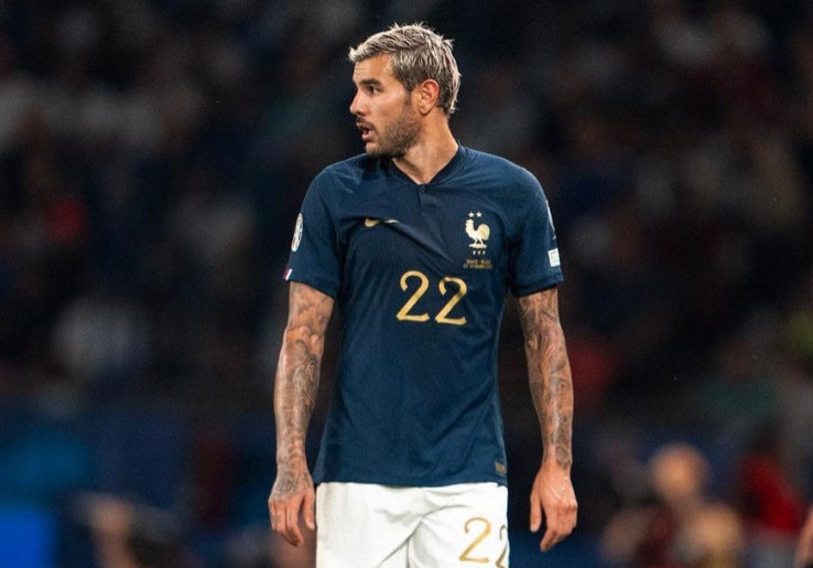 Al Hilal Pede Bek AC Milan Theo Hernandez Mau Bergabung