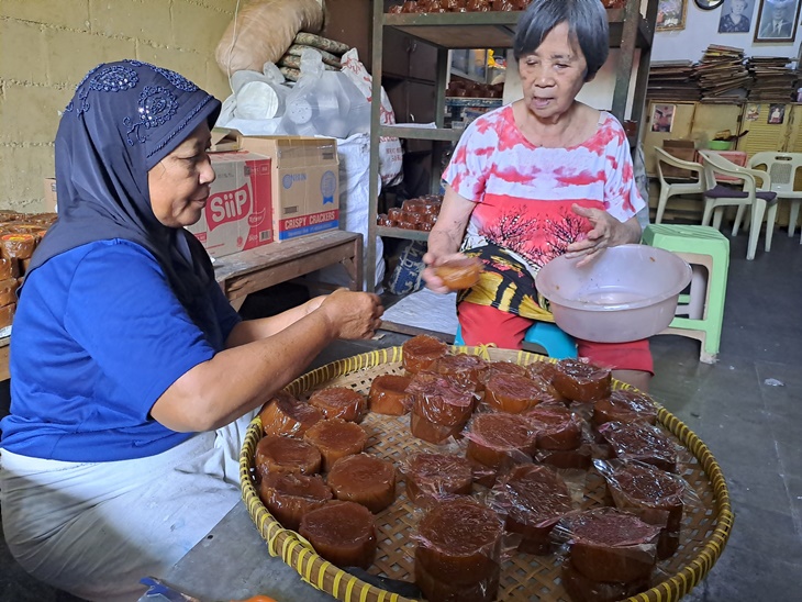 kue keranjang