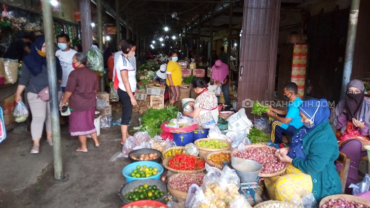 Langgar 2 Hari di Rumah Saja, Puluhan Kios di Pasar Tradisional Ditutup 7 Hari