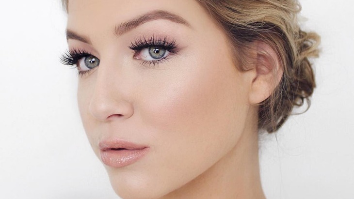 Tips Mengaplikasikan Make-Up Secara Kilat Saat Lebaran