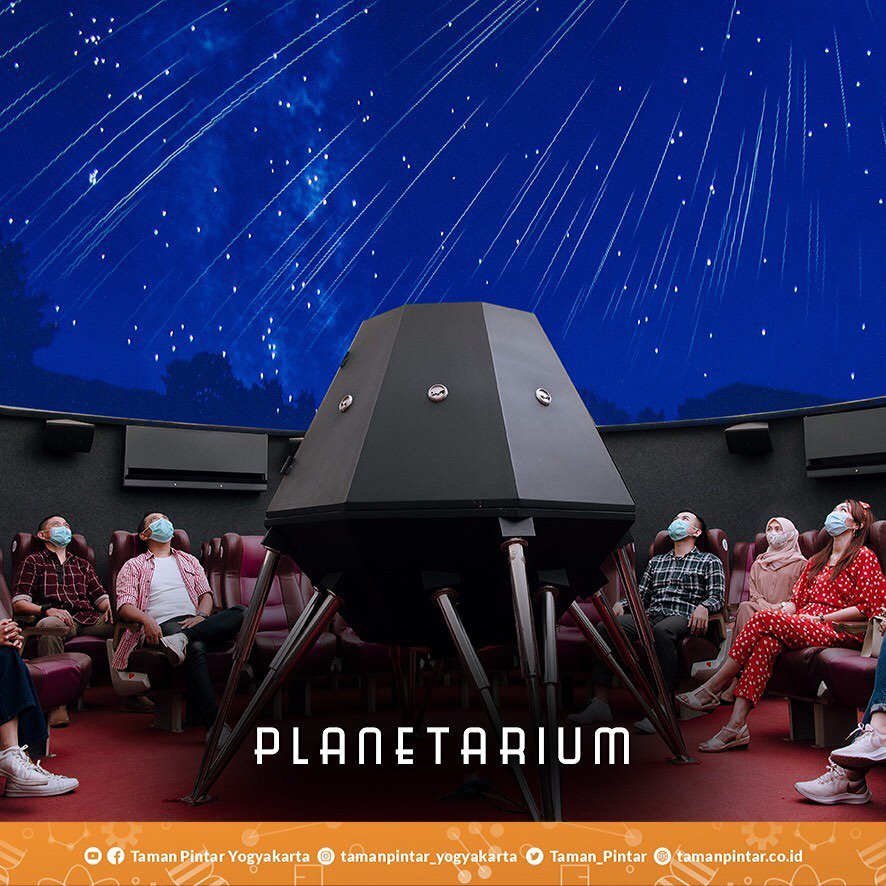 Planetarium dalam Taman Pitar, Yogyakarta. Foto: Instagram/Taman Pintar