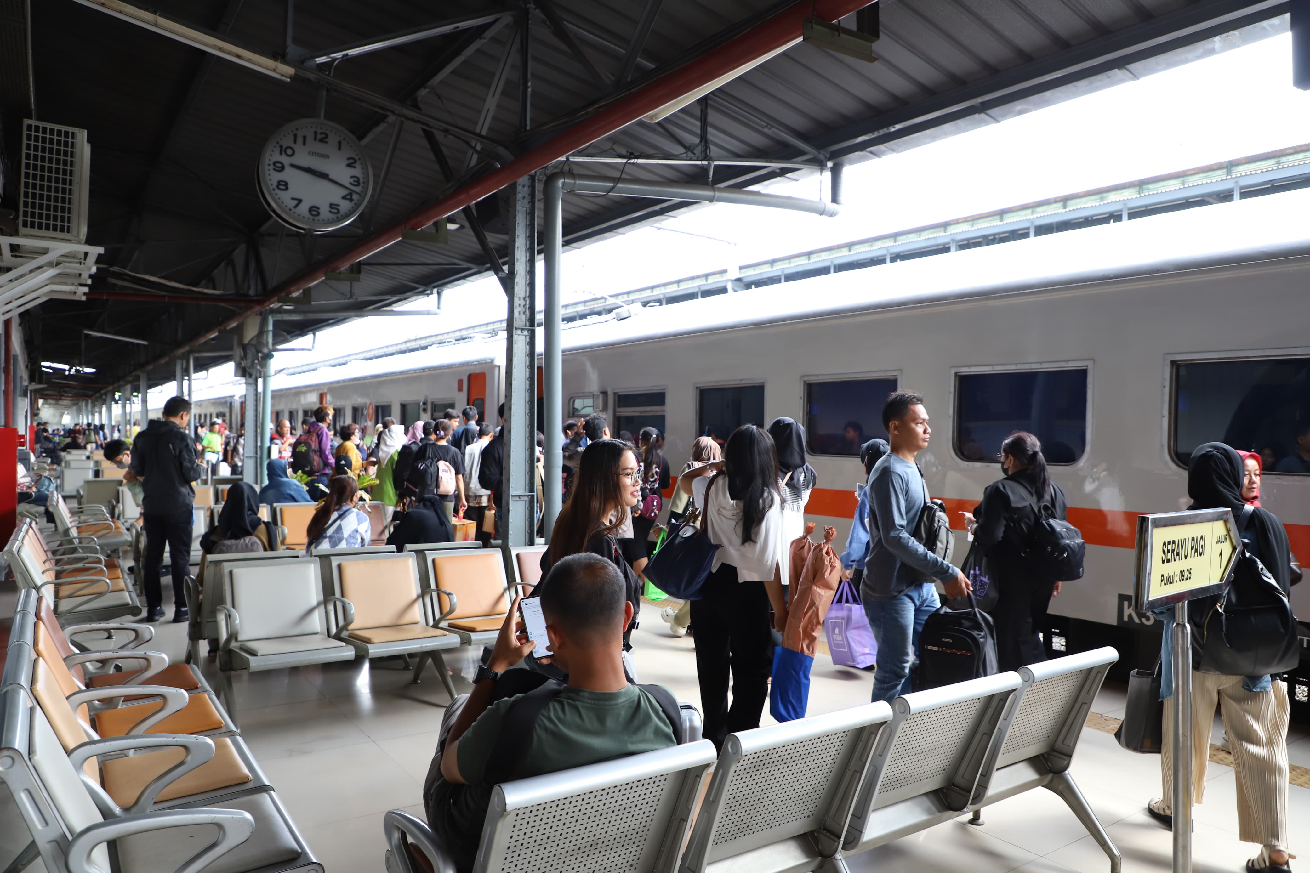 1 Juta Tiket Kereta Mudik Lebaran 2024 Ludes Terjual