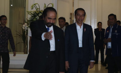 Surya Paloh bersama Jokowi