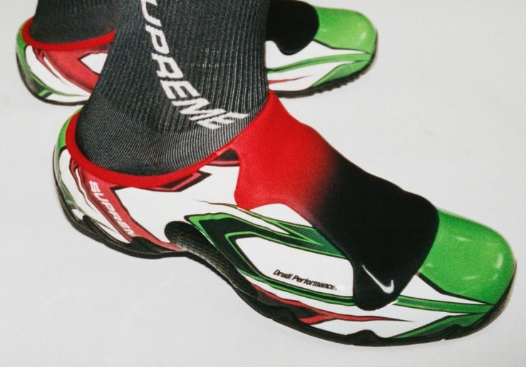 Kolaborasi enggak Biasa Nike x Supreme dalam 'Clogposite'