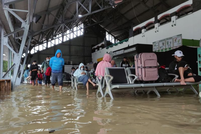  Titik Banjir di Kota Semarang Mulai Berkurang