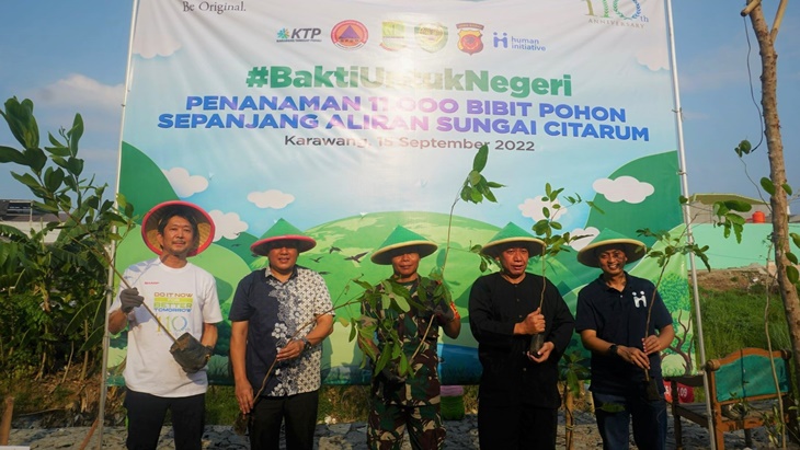 Tanam 11.000 Pohon, Sharp Gaungkan Kampanye #baktiuntuknegeri 