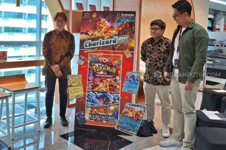 Pokemon 'Scarlet and Violet Booster Pack Kilau Hitam' Rilis Eksklusif di Indonesia