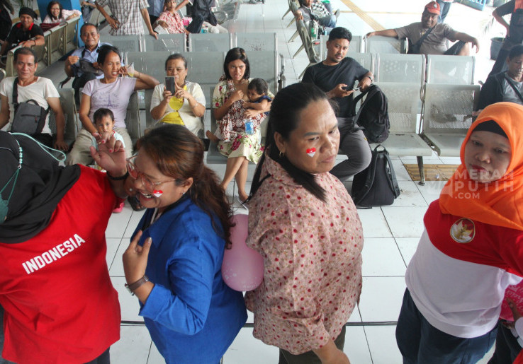 Kemeriahan Lomba HUT Ke-81 RI di Terminal Kampung Rambutan Jakarta
