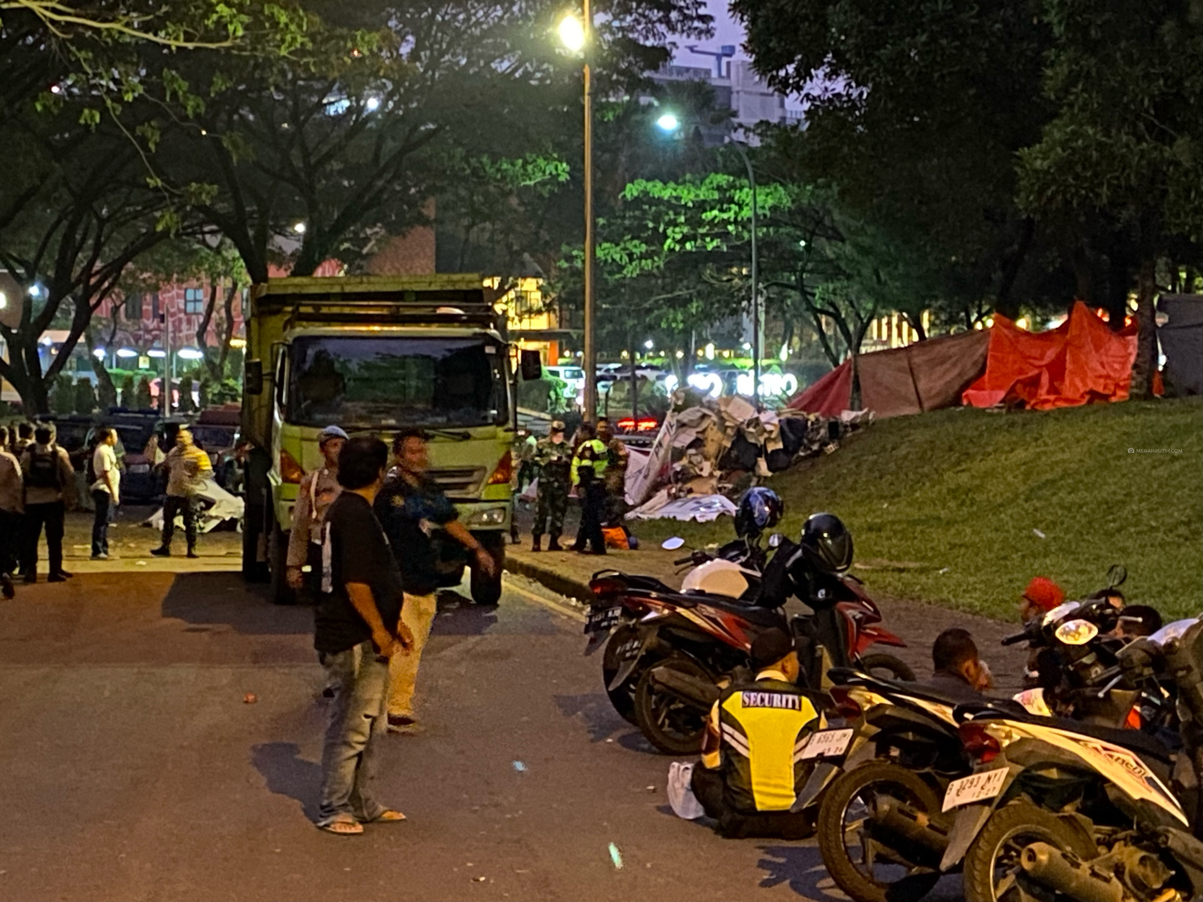 KNKT Mulai Investigasi Penyebab Pesawat Jatuh di BSD