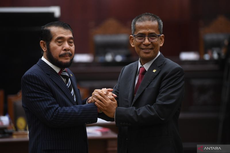Ketua dan Wakil Ketua MK Terpilih Diambil Sumpah Hari Ini
