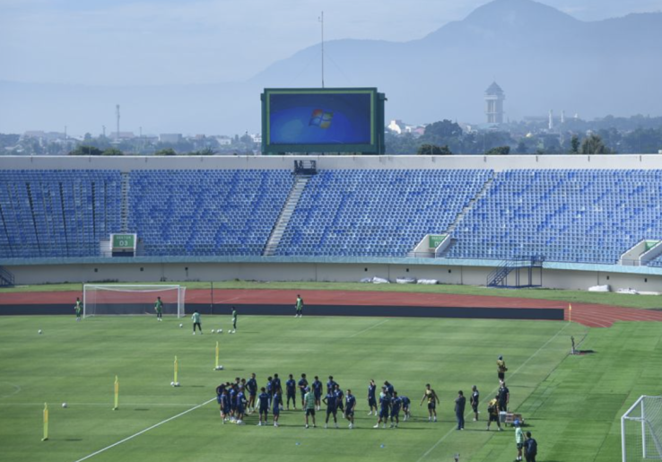 Bobotoh Jangan Sampai Nyesel! Tiket Persib Lawan Dewa United Raja Klasemen Dijual Mulai Rp 125 Ribu 