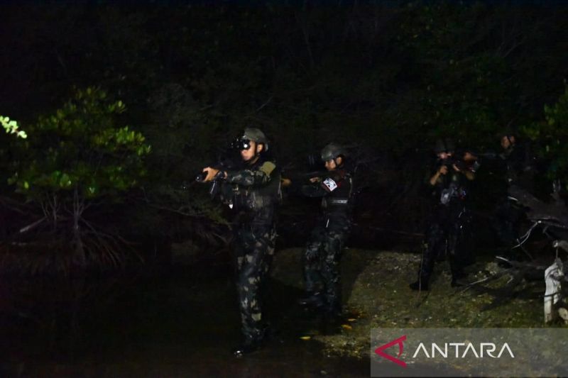 Mengintip Kekuatan Latihan Tempur Pasukan Elit Kopaska di Selat Sunda