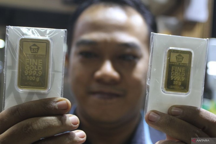 Harga Emas Antam Hari ini Rp 1,115 juta per gram