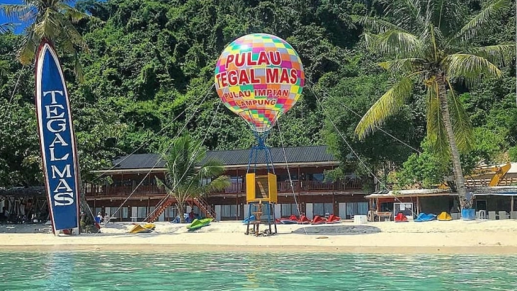 Pulau Tegal Mas (Sumber: Instagram/_anggraini_lucy)