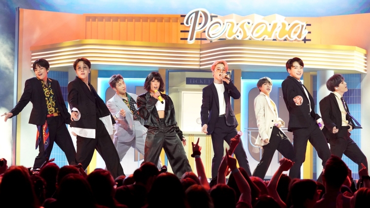 BTS menang sebagai artis terbaik kategori K-Pop, namun fans tetap tidak suka dengan MTV (Foto: MTV)
