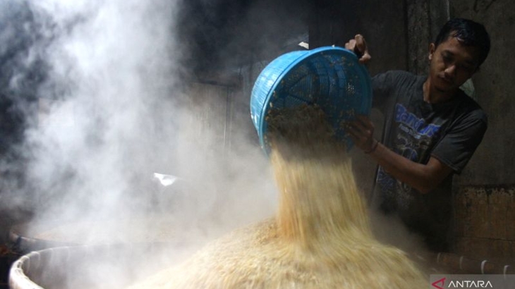 PKS Usulkan Pemerintah Lakukan Barter Kedelai dengan Batu Bara