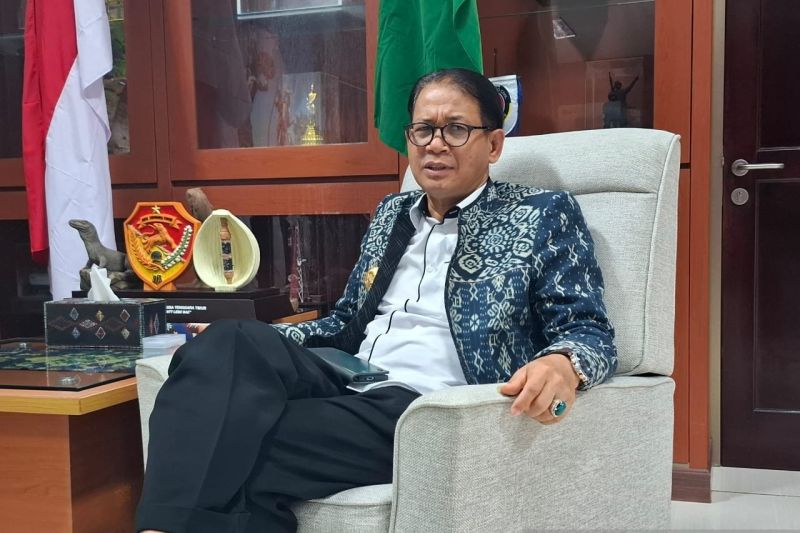 Pj Gubernur NTT Bocorkan Agenda Rabu Pagi Cristiano Ronaldo di Kupang