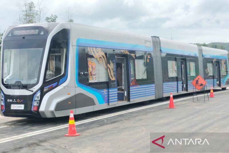 2 Kereta Trem Otonom IKN Siap Antar-Jemput Tamu Undangan HUT RI