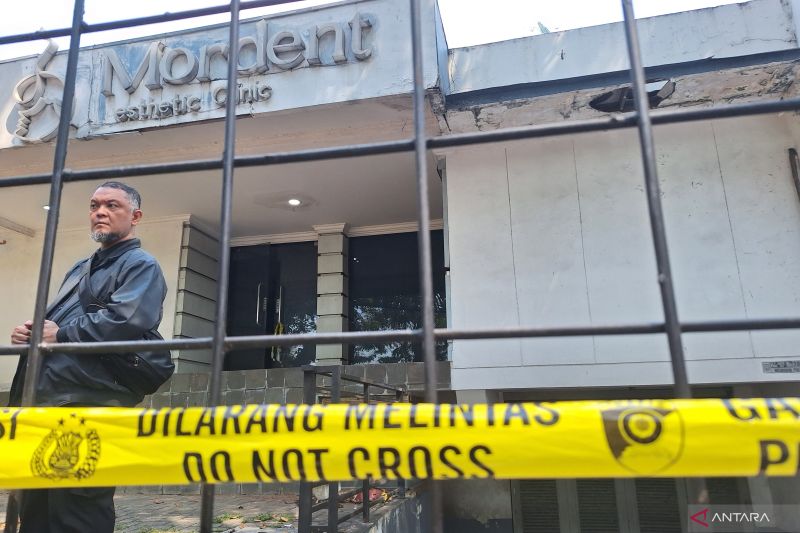 Mulai Dibongkar Jam 10, Profesor Hingga Dokter Forensik Turun Tangan Penggalian Makam ART Eks Jampidsus 