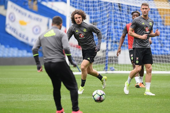 Bek Chelsea Ini Cemas Jelang Final Piala FA Lawan Arsenal 