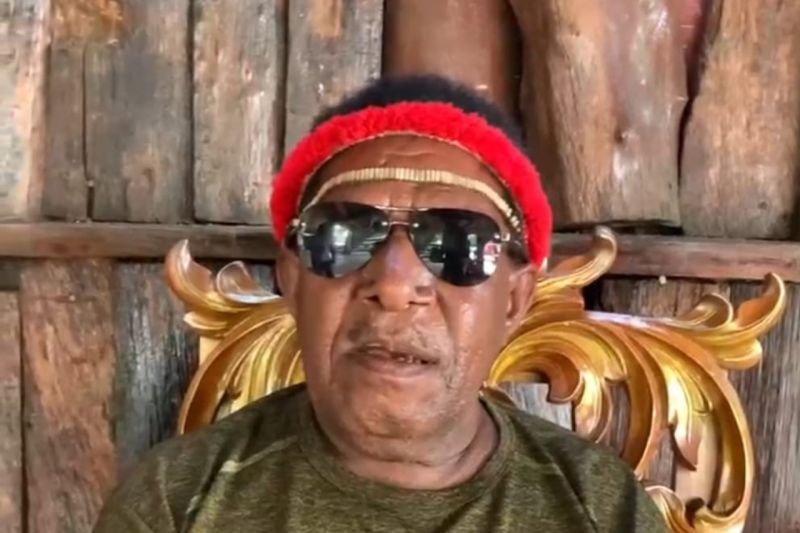 Ketua Adat La Pago Minta Rakyat Papua Jangan Terprovokasi Insiden Pemusnahan Mahkota Cenderawasih