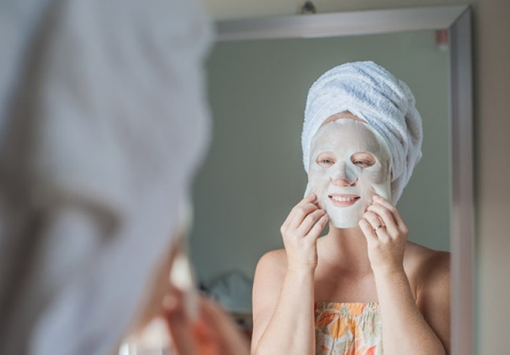 Alasan Sheetmask Jadi Skincare Paling Cocok untuk Perempuan di Perkotaan