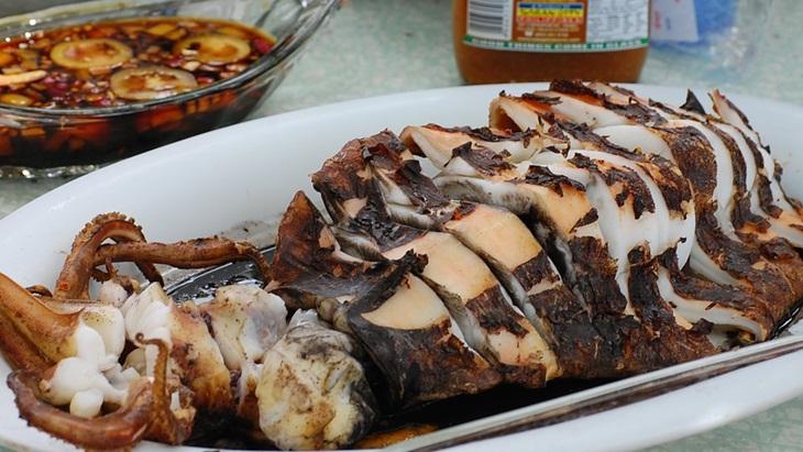 Resep Mudah Bikin Cumi Hitam di Akhir Pekan