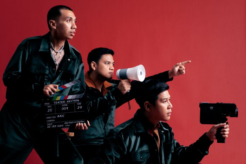 RAN Rilis 'Rahasia #1' dan 'Rahasia #2' untuk Lagu Pembuka 'Teater Nestapa'