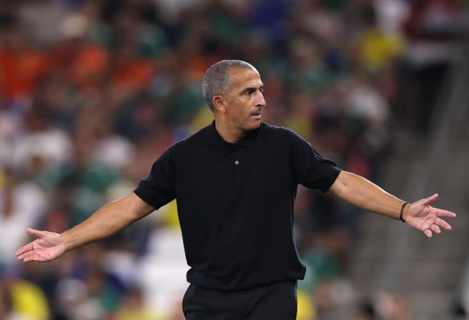 Timnya Dibantai Swedia 5-1, Karier Pelatih Tunisia Sabri Lamouchi Berakhir Singkat