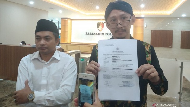 Dokumentasi - Permadi Arya alias Abu Janda (kanan). (ANTARA/ Anita Permata Dewi)