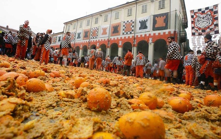 festival Pertarungan Jeruk Italia