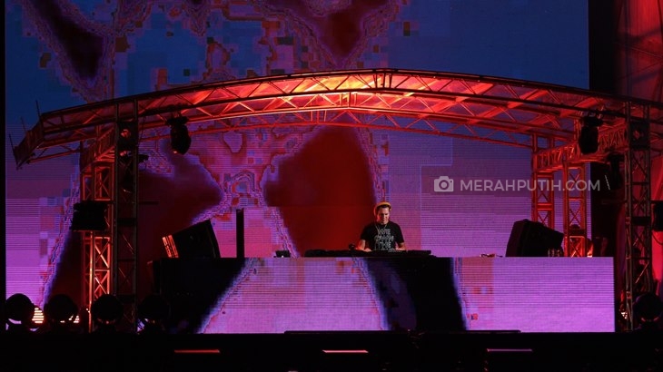 Tiesto Geber Hari Pertama DWP 2017