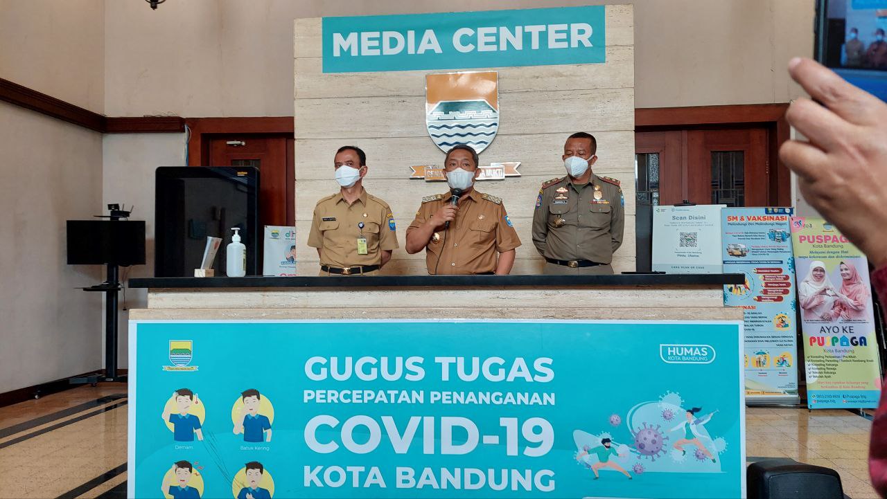 Dua Bulan Terapkan PPKM Level 3, Pekan Ini Bandung Turun Level