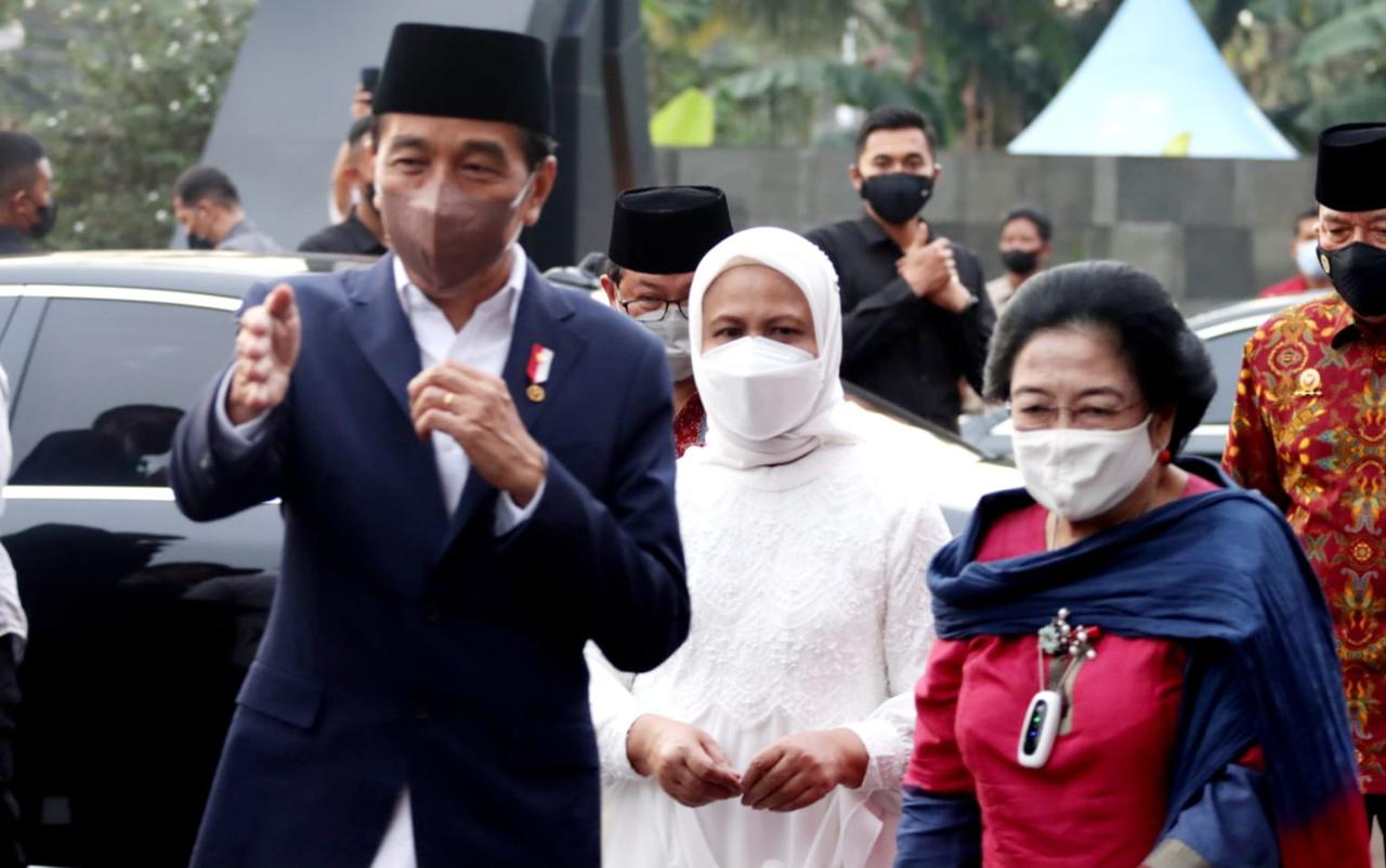 Anggota DPR PDIP Sarankan Jokowi Reshuffle Menteri Non-parpol Kebelet Nyapres