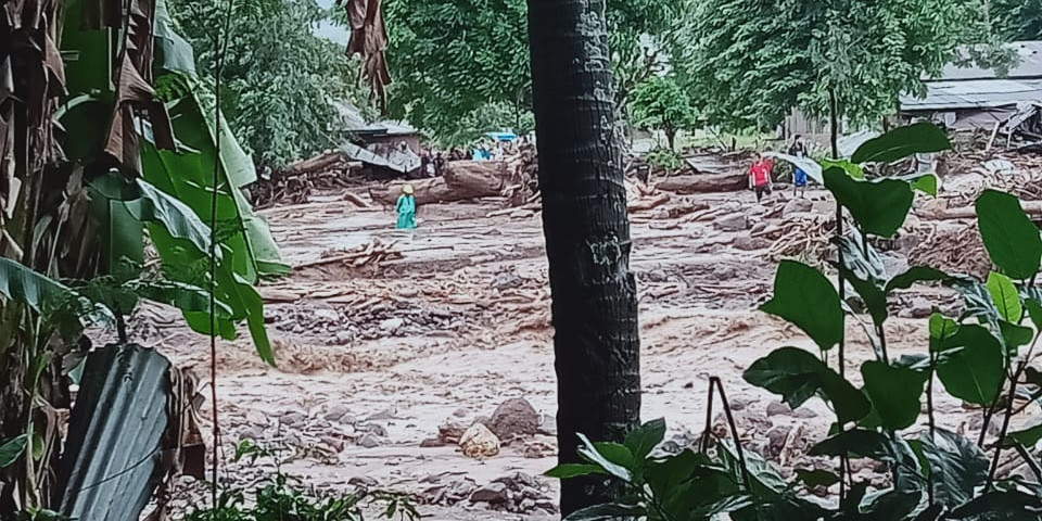 BNPB: 23 Orang Meninggal Dunia Akibat Banjir Bandang di Flores Timur