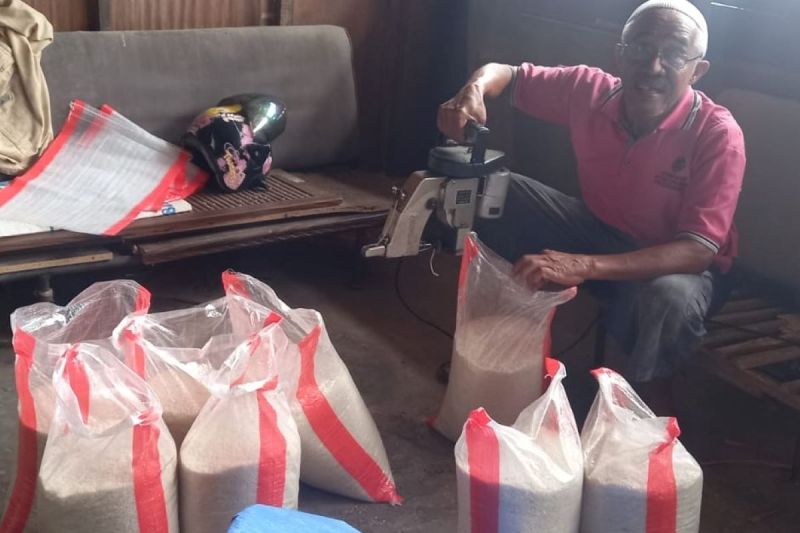  Harga Beras Melambung Tinggi, Jokowi Perintahkan Gelontorkan Stok 