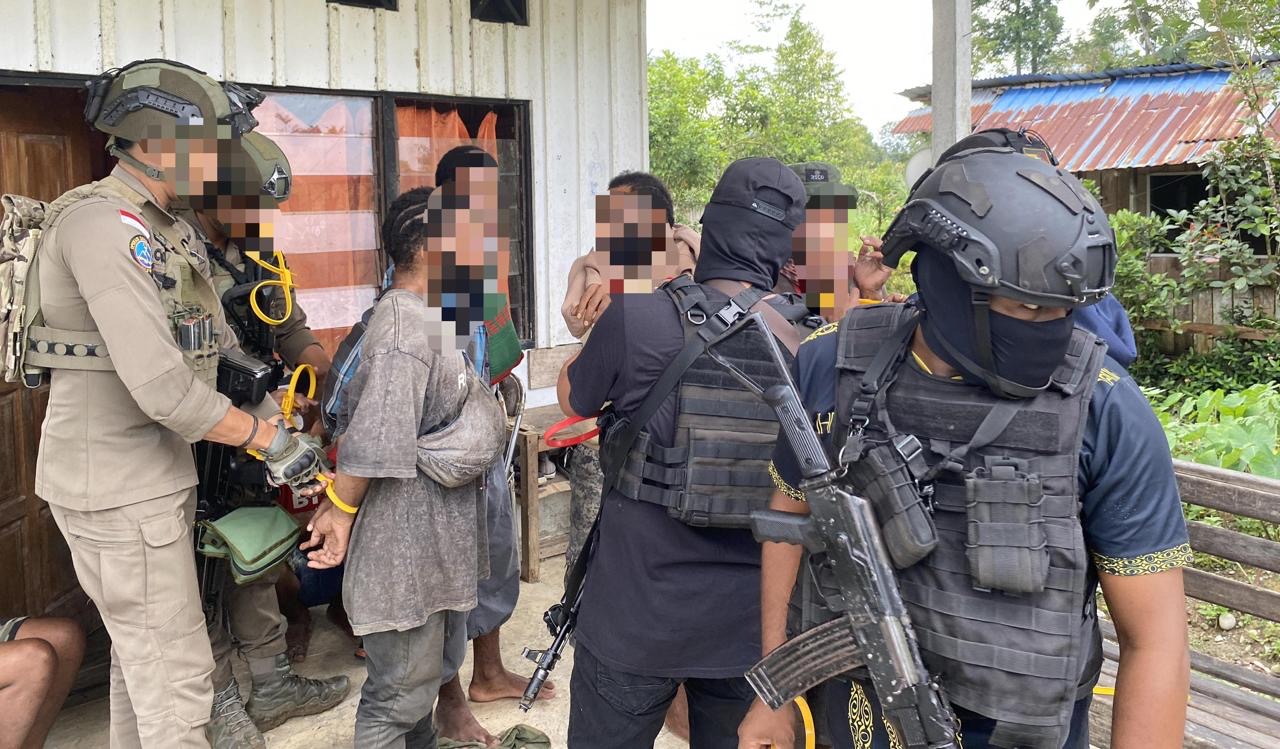  Kontak Tembak dengan Polisi di Depan KPU Yahukimo, 4 Pentolan KKB Papua Tewas di Tempat