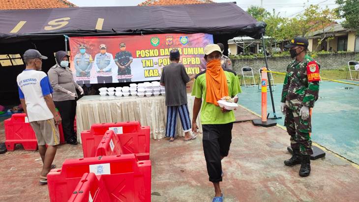 Polres Indramayu Bersama Kodim 0616 dan BPBD Dirikan Dapur Umum
