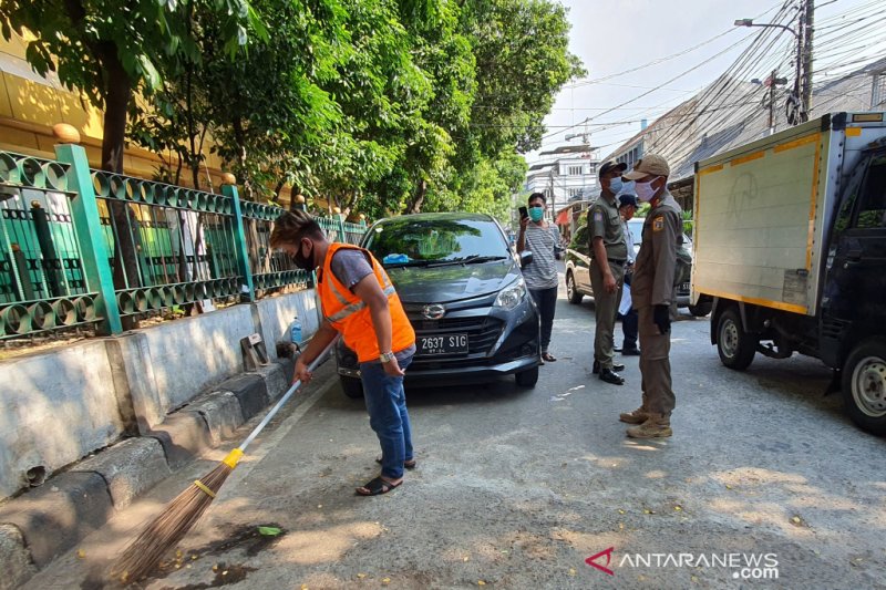 Gang-gang Perkampungan Jadi Target Satpol PP Menteng Tindak Pelanggar PSBB