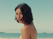 Lirik Lagu That's So True Gracie Abrams, Dijamin Bikin Auto Galau!