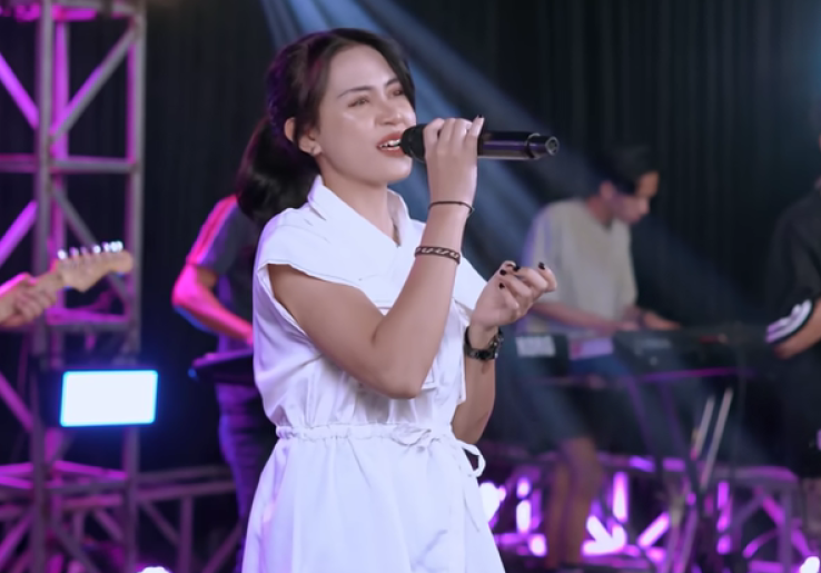 Makna Lirik Lagu Lestari Sasya Arkhisna: Keajaiban Cinta Sejati