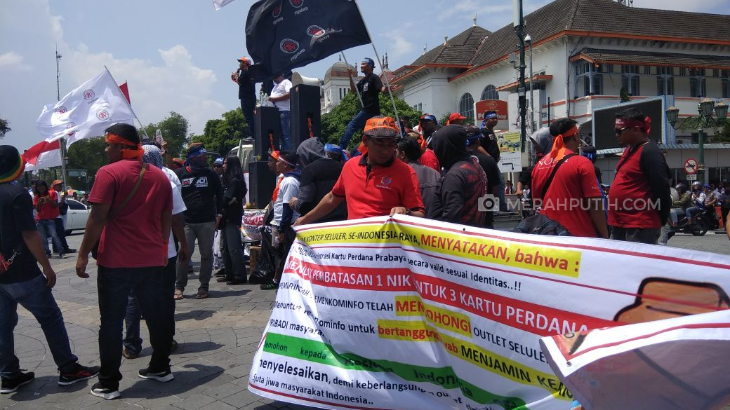 Demo desak Rudiantara mundur
