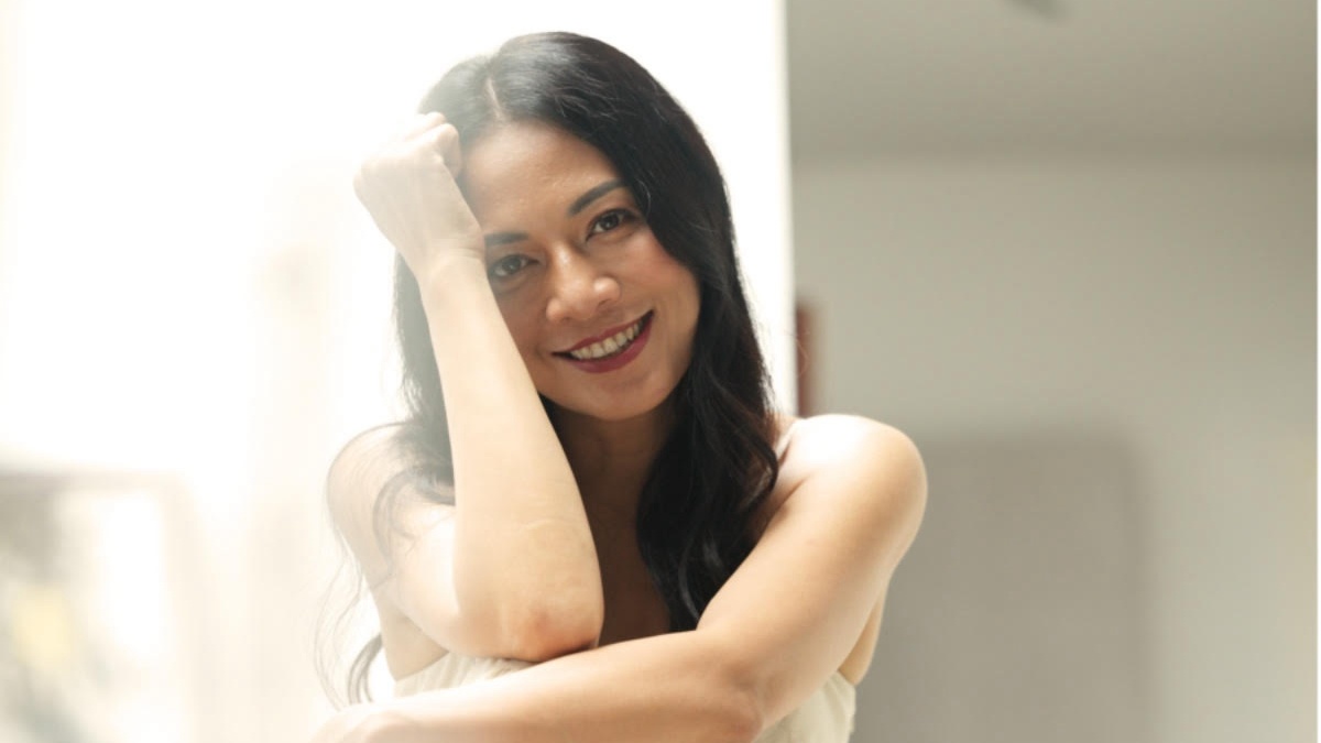 'Kabarku', Curhat Patah Hati Dee Lestari yang Relatable dan Menyentuh
