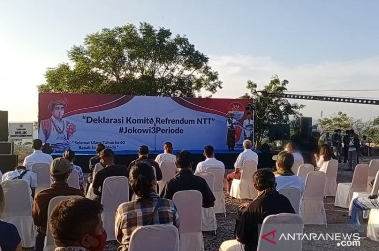 Deklarasi Jokowi Tiga Periode di NTT Langgar Konstitusi